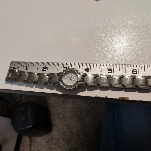 Quartz Watch - Picture 4 of 4